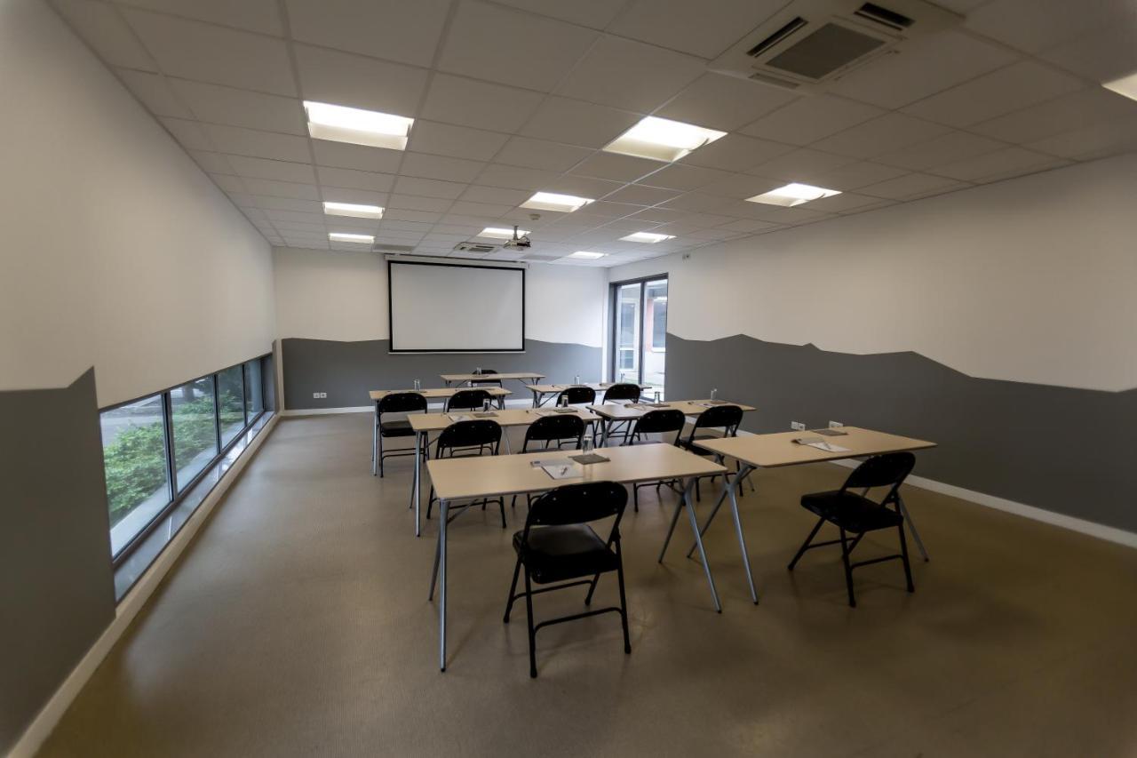 Kyriad Clermont-Ferrand-Sud - La Pardieu Екстер'єр фото